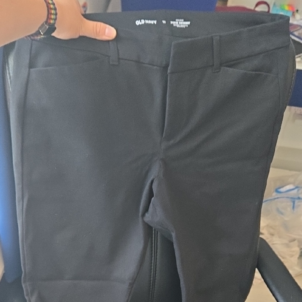 Old Navy Black Pixie Skinny Pants